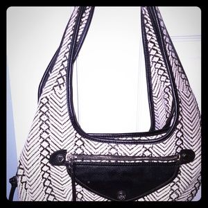 Vera Wang Shoulder bag